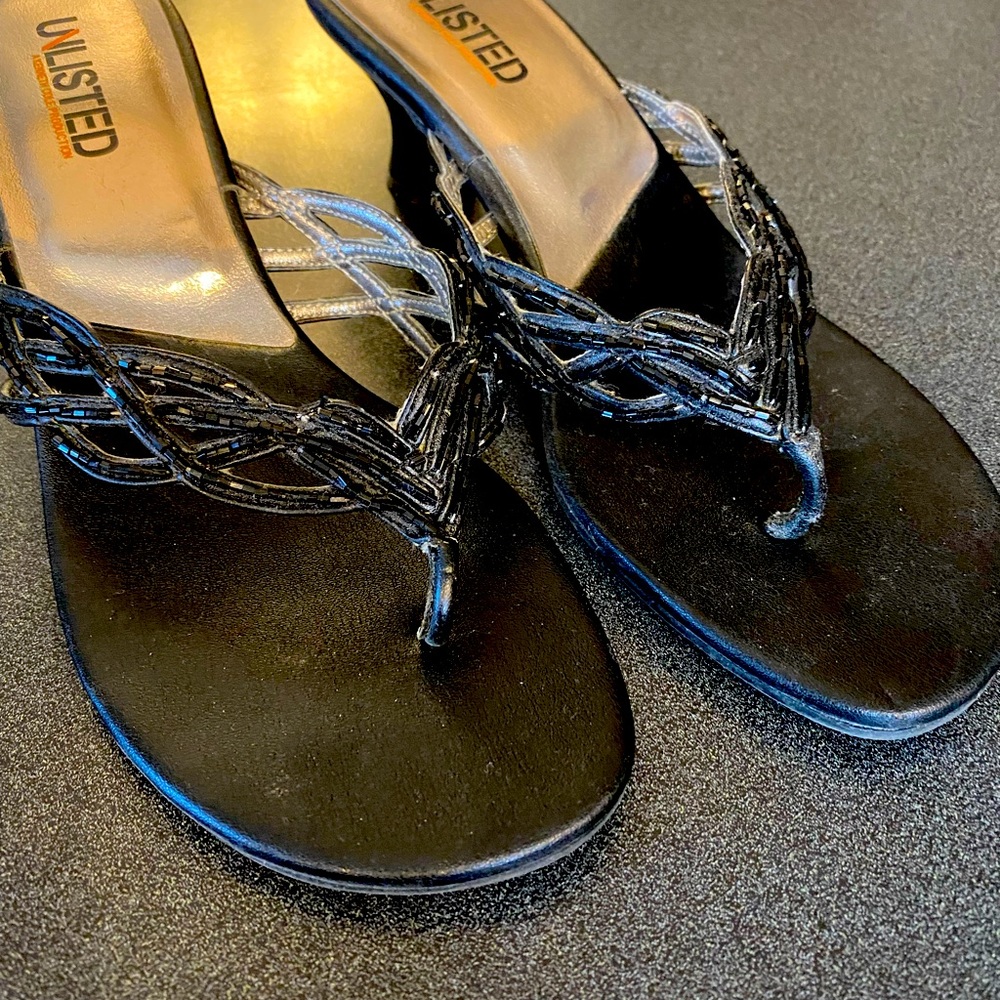 Black beaded toe sandals, kitten heels